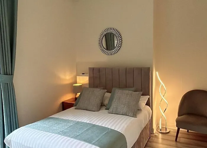 Newington Accommodation