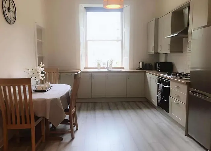 Newington Accommodation